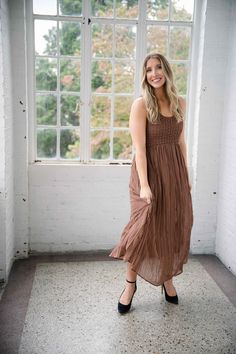 The Chandler | Olive Ruched Mesh Bow Maxi Dress - Bates Sisters Boutique Casual Flowy Maxi Dress For Day Out, Casual Cotton Maxi Dress With Flowy Skirt, Casual Flowy Maxi Dress, Brown Maxi Dress For A Spring Day Out, Mauve Maxi Dress For Spring, Brown Bohemian Maxi Dress For Daywear, Spring Mauve Maxi Dress, Flowy Mauve Maxi Dress For Spring, Casual Brown Maxi Dress For Brunch