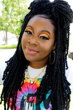 Long Spring Twist Hairstyles, Spring Twist Long, Twist Natural Hairstyles, Nubian Twists, Long Crochet Hair, Braids Protective Styles, Crochet Passion Twist, Styling Braids, Eyeshadow Colorful