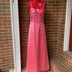 Nwt Sz 10 Bubble Gum Pink Satin Gown. Fully Lined. Spaghetti Straps Optional. Gathered Bodice For Fullness. Pink Spaghetti Straps Gown For Formal Occasions, Pink Spaghetti Straps Gown For Formal Events, Pink Formal Gown With Spaghetti Straps, Spring Gown With Spaghetti Straps And Fitted Bodice, Spring Gown With Fitted Bodice And Spaghetti Straps, Fitted Satin Spring Gown, Fitted Satin Gown For Spring, Pink Satin Gown, Gathered Bodice