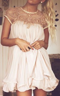 Blush Embellished Pleated Dress ♥ Beads Dress, Dolly Dress, Mode Boho, Bohol, Baby Dresses, Beauty And Fashion, Pink Beads