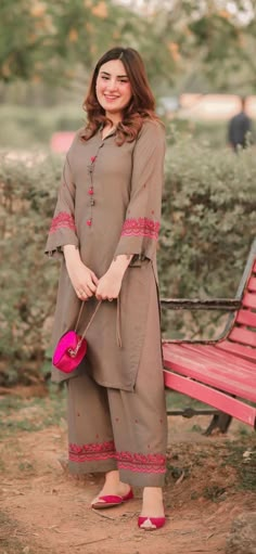 Suit Designs Indian Style, Cupid Shuffle, Suits For Women Indian, Full Sleeves Design, Latest Dress Design, Pakistani Fashion Casual, Kurti Designs Latest, Casual Indian Fashion, Pakistani Dresses Casual