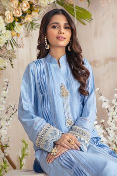 Oasis | Pakistani Designer Outfit | Sarosh Salman Statement Dupatta, Colorful Dupatta, Long Kurti Patterns, Cut Work Embroidery, Chiffon Embroidery, Embroidery Kurti, Women Dress Collection, Designer Outfit, Designer Kurti Patterns