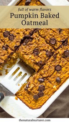 Embrace fall with this Pumpkin Baked Oatmeal! Easy to make, delicious, and filled with warm, cozy flavors. Naturally gluten-free and dairy-free, it’s the perfect healthy breakfast or a great meal prep option for the week ahead.