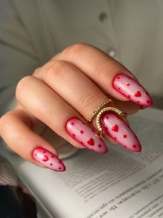 Queen Of Hearts Inspired Nails, Pink Red Nail Art, Red And Pink Nail Designs, Romantic Nails, February Nails, Red Polish, Nail Designs Valentines, Girls Nails