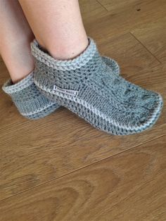 A beautiful pair of women's boot/knitted slippers. Made of 100 % wool yarn they are warm, cozy to wear and have a lot of bulk for extra comfort. Soles are covered with latex, which makes them not slippery to walk and give it a long life. To make a slippers takes 3-5 days. If you want any other colors or size, please contact me. CARE: gently handwash in warm water, using a wool detergent. Reshape and let it dry. You will enjoy wearing wonderful warm slippers Grey Slippers, Slippers Womens, Crochet Wool, Wool Slippers, Slippers For Women, Warm Slippers, Knitted Slippers, Crochet Woman, Boots Womens