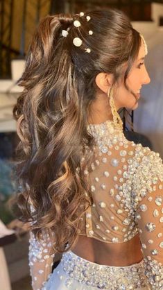 Hairstyle For Lehenga, Simple Bridal Hairstyle, Reception Hairstyles, Lehenga Hairstyles, Indian Wedding Hairstyles, Ethnic Hairstyles