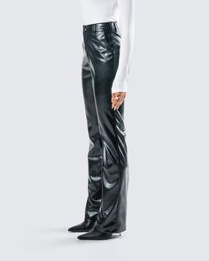 From dinner to the club, nothing beats a pair of black vegan leather pants 🖤 With a high waist and straight leg - these pants will be your new go-to for a versatile and chic look 🤩 Pants Runway, Vegan Leather Pant, Fuzzy Skirt, White Corset Dress, Denim Pleated Skirt, Vegan Leather Pants, Red Mini Skirt, Chain Dress, Orange Satin