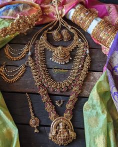 Instagram Jewllery Ideas Full Bridal Jewellery Set, South Indian Bridal Jewellery, Bridal Jewelry Sets Brides, Wedding Jewelry Sets Bridal Jewellery, Bride Jewelry Set, Indian Bridal Jewellery