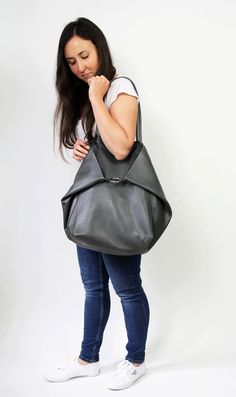 "Gray large oversized leather tote - large leather tote bag This large tote bag is made from high quality italian leather. Spacious interior provides room for all the daily essentials and more. There is an inside zippered pocket and detachable leather cosmetic bag. This bag is perfect as your everyday bag, which can fit an IPAD, A4 files, books, magazines, cosmetic bag as well as many accessories. Height: 40 cm / 15.7\" Max width at the top: 60 cm / 23.6\" Width at the base: 32 cm / 12.6\" Depth Leather Work Bag Women, Big Shoulder Bag, Soft Leather Hobo Bag, Full Grain Leather Bag, Leather Work Bag, Grey Tote Bags, Slouchy Tote, Leather Cosmetic Bag, Leather Weekender Bag