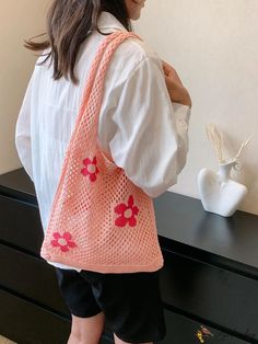 BirdinBag - Chic Floral Crochet Tote: A Must-Have Fashion Accessory Plant Bags, Chic Crochet, Crochet Shoulder Bag, Crochet Tote Bag, Floral Crochet, Crochet Tote, Word Wrap, Crochet Bags, Pink Bag