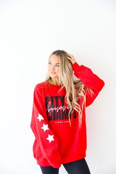 Where are my Chiefs girlies at?! You will LOVE this crewneck!! It is so soft on the inside 100% Cotton Model is 5'4 wearing a size XL Chiefs Game Day Outfit Winter, Game Day Outfit Winter, Chiefs Game Day Outfit, Chiefs Outfit, Chiefs Game Day, Chiefs Shirt, Chiefs Game, Chiefs Shirts, Solid Dress