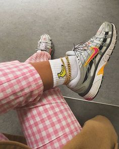 Aesthetic Sneakers, Style Inspiration Casual, Fresh Shoes, Other Outfits, Street Style Inspiration, Elba, Sneakers Outfit, Fashion Fits, Sneaker Collection