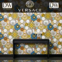 Versace Room Setting 15 Versace Wallpaper, Wallpaper Texture, Paintable Wallpaper, Wallpaper Stores, Versace Home, Jojo Designs, Luxury Wallpaper, Damask Wallpaper, Kitchen Wallpaper