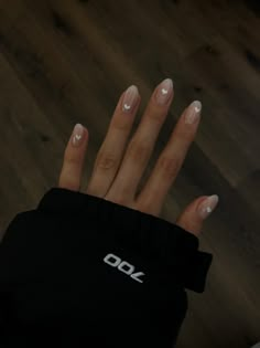 Clean Girl Almond Nails, Winter Minimalist Nails, Scandinavian Nails, Almond Nails Heart, Nails With White Hearts, Nails White Heart, Vanilla Girl Nails, Nail Inspo Clean Girl, French Nails Chrome