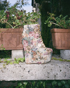 Floral Boots / Platform Floral Boots / Indie Sleeze Aesthetic / Tumblr Aesthetic / Grunge Aesthic / 2014 Aesthetic / 2014 Photoshoot Inspiration Tumblr Aesthetic Grunge, 2011 Style, 2014 Aesthetic, Floral Heels, Wedge Ankle Boots, Floral Tapestry, Capsule Collection