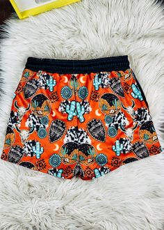 Stay cool and stylish all summer long with these Cinchy Cowgirl western shorts! Perfect for any cowgirl looking to beat the heat, these shorts are made with quality materials and feature a western design that's sure to turn heads. You'll love the comfortable fit and feel of these shorts, perfect for everything from the lake to hanging out at the county fair! 95% polyester and 5% spandex Regular fit True to size Care Instruction: machine wash cold with similar colors, do not bleach, tumble dry lo Western Nice Outfits, Western Gift Ideas, Western Collage, Western Shorts, Shoes Western, Cowgirl Boutique, Aztec Shorts, Bling Dog Collars