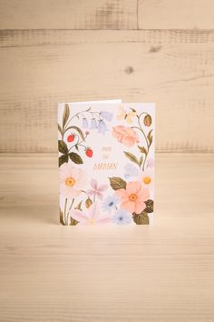 FLEURS POUR MAMAN | CARTE Greeting Card Design Ideas, Greeting Card For Mom, Mom Greeting Card, Floral Greeting Cards, Flowers For Mom, Deer Forest, Decor Illustration, Elegant Gowns, Card Inspo