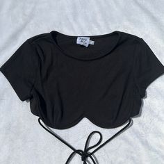 Never Worn ! Underwire Crop Top ! No Bra Needed! With Adjustable Tie Detail! Black Y2k Summer Crop Top, Underwire Crop Top, Tie Crop Top, Princess Polly, Fashion Inspo, Crop Top, Womens Tops, Crop Tops, Bra