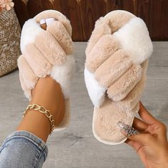 Category:Slippers; Upper Materials:Faux Fur; Season:Fall,Winter; Heel Type:Flat Heel; Gender:Women's; Toe Shape:Open Toe; Style:Casual,Comfort,Minimalism; Heel Height(inch):<1; Outsole Materials:Rubber; Occasion:Indoor,Daily; Closure Type:Loafer; Pattern:Color Block; Listing Date:11/20/2023; 2024 Trends:Fuzzy Slippers Fluffy Slippers,House Slippers; Size chart date source:Provided by Supplier.; Heel Height:Flat Faux Fur Slippers With Round Toe For Winter, Faux Fur Round Toe Slippers For Winter, Faux Fur Round Toe Winter Slippers, Beige Super Soft Winter Slippers, Super Soft Beige Winter Slippers, Winter Super Soft Beige Slippers, Winter Faux Fur Flat Slippers, White Flat Slippers For Winter, White Flat Winter Slippers