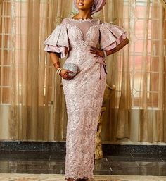 Lace Dress African, Prom Lace Dress, Asoebi Dress, Lace Asoebi, Lace Dress Wedding, African Party Dresses, Style Africain, African Prom Dresses, Flowers Craft