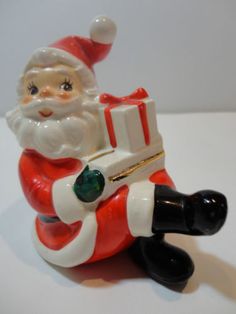 Ho Ho Ho!--Vintage Napco Christmas Santa with Gifts figurine #8393 Glass Dolls, Primitive Santa, Blown Glass Christmas Ornaments, Vintage Christmas Images, Christmas Family Photos