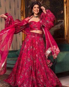 Wedding Wear Pakistani, Chanderi Lehenga, Long Tunic Dress, Festive Wedding, Ghagra Choli, Stylish Pants, Sharara Set, Ethnic Dress, Indian Attire