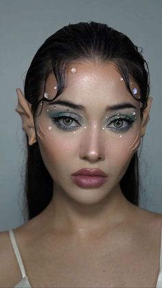 Halloween Makeup Siren, Mermaid Makeup Ideas, Siren Cosplay Makeup, Siren Halloween Makeup, Siren Makeup Mermaid Halloween Costumes, Siren Make Up, Halloween Makeup Mermaid