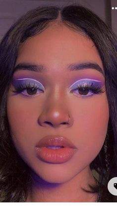 Makeup Looks Purple, Galaxy Makeup Looks, Cowgirl Makeup, Purple Eyeshadow Looks, Purple Makeup Looks, Space Makeup, Galaxy Makeup, Purple Eye Makeup, Cute Eye Makeup