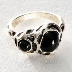 Nwt And In Original Plastic Bag. Free People Gloria Ring In Silver Onyx Size 7. Just As Bold As It Is Beautiful, This Undeniably Unique Ring Is Featured In A Chunky Design With Natural Stone And Hammered Metal Detailing Throughout For A True Lived-In Look. Features: Thick Band, Textured Surface, Resin Inlaywhy We It: Stacked Or Styled Solo, This Stunning Ring Was Designed To Stand Out. Care + Content Import 18% Acrylic 2% Cubic Zirconia 80% Zinc Everyday Silver Onyx Jewelry, Nickel-free Black Metal Rings, Free People Rings, Chunky Silver Rings, Silver Rings Simple, Free People Jewelry, Hammered Metal, Artistic Inspiration, Unique Ring