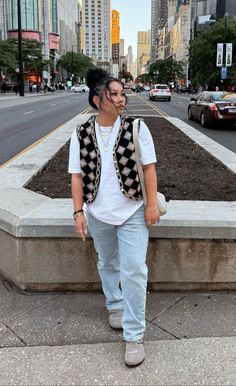 Masculine Style For Women Tomboys, Dickie Shirt Outfit, Button Up Shirt And Sweater Outfit, Birthday Casual Outfit Ideas For Women, Pretty Tomboy Outfits, Comfy Fall Outfits Plus Size, Crop Vest Outfits For Women, Dress Up Sneakers Outfit, Denmark Outfits Copenhagen Street Style