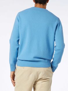 Man crewneck light blue sweaterSt. Barth embroideryRibbed collar bottom and cuffsRegular fitTrue to sizeSt. Barth logo on the sleeveComposition: 100% Wool Blue Cashmere Sweater With Ribbed Cuffs, Blue Cashmere Top With Ribbed Cuffs, Blue Cashmere Crew Neck Top, Blue Cashmere Sweater With Ribbed Collar, Crew Neck Blue Cashmere Sweater, Blue Crew Neck Cashmere Sweater, Classic Blue Cashmere Polo Sweater, Classic Blue Cashmere Tops, Long Sleeve Blue Cashmere Sweater