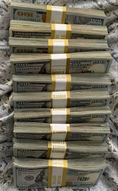 a photo of many, many stacks of $100 bills; each stack is labeled $1000. Manifesting Vision Board, Vision Board Images, Vision Board Photos, Money Pictures, Vision Board Pictures, Money On My Mind