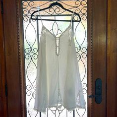 Volcom Linen And Lace Dress W/Adjustable Straps Size L/14 Nwt Beautiful For Summer Or Weddings White Cami Slip Dress For Beach, White Sheer Slip Dress For Summer, White Lace Trim Chemise For Summer, White Chemise With Spaghetti Straps For Summer, White Cami Dress For Sleep, White Lace Chemise For Spring, White Summer Chemise For Sleep, White Lace Trim Chemise For Spring, White Summer Beach Chemise