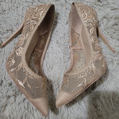 Nwot Never Used No Box Aldo Stessy Lace Heels With Rose Gold Embellishments On Hand And Ready To Ship Feminine Embellished Pointed Toe Heels, Beige High Heel Heels For Events, Beige High Heels For Events, Feminine Gold Heels For Evening, Elegant Embellished Beige Heels, Gold Feminine Evening Heels, Elegant Beige Embellished Heels, Feminine Gold Evening Heels, Gold Feminine Heels For Wedding