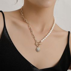 Vintage Wedding Pearl Choker Necklace For Women Geometric Gold Silver – Aveuri Add A Pearl Necklace, Pandora Jewelry Necklace, Geometric Pendant Necklace, Beaded Pendant Necklace, Pearl Choker Necklace, Geometric Necklace, Chain Choker Necklace, Pearl Choker, Choker Necklaces