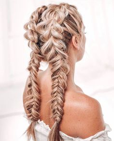 Bubble Braid Hairstyle, Western Hairstyles, Medium Hair Braids, Bubble Braid, Dutch Braid Hairstyles, Intricate Art, Braid Hairstyle, Cute Braided Hairstyles, Fishtail Braid