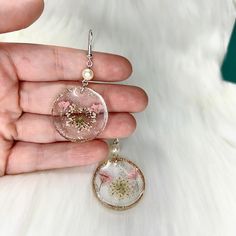 Vintage Inspired Pink and White Pressed Flowers and Gold Sparkle with Pearl Cirlce Resin Earrings Resin Earrings, Gold Sparkle, Pressed Flowers, Pink And White, Etsy Earrings, Vintage Inspired, Dangle Drop Earrings, Handmade Jewelry, Sparkle