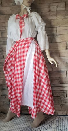 Long red and white checkered wrap skirt fully lined  Fits size S  See measurements on photos please Fitted Gingham Skirt For Picnic, Plaid Fitted Skirt For Picnic, Mrs Claus Costume, White Wrap Skirt, Red And White Checkered, Mrs Claus, Long Red, Women's Costumes, Wrap Skirt