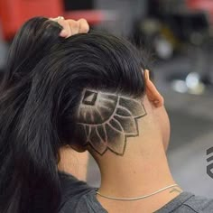 Undercut Hair Designs That Are Totally Bold And Badass - Undercut Hair Designs For The Most Bold And Badass Ladies - Photos Hair Tattoo Designs, Undercut Hair Designs, Undercut Hairstyles Women, Undercut Designs, Undercut Long Hair, Shaved Hair Designs, Undercut Women, Hair Tattoos, Undercut Hairstyles