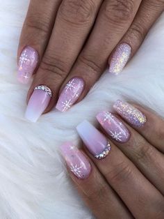 #snowflakenails#pinknailideas Christmas Nail Art Designs Snowflakes Short, Ombre With Snowflake Nails, Light Pink Nails With Snowflakes, Light Blue With Snowflake Nails, Iridescent Snowflake Nails, Gel X Apres Nails, Pink Snow Flake Nails, Winter Frost Nails, Pretty Christmas Nails Short