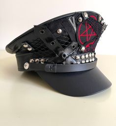 Hat With Patches, Military Hat, Top Hats, Mötley Crüe, Estilo Punk, New Rock, Punk Outfits, Gothic Punk