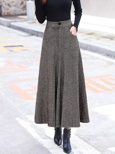 Long Plaid Skirt, Shift Dress Casual, Fall Winter Fashion, Umbrella Skirt, High Waisted Pleated Skirt, Rock Outfit, Hem Skirt, Business Casual Outfits, Ladies Dress Design