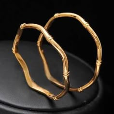 Simple Bangles For Daily Wear, Daily Wear Bangle Designs, Simple Bangle Designs Gold Daily Wear, Daily Wear Gold Bangles Designs, Daily Use Bangles In Gold, Plain Gold Bangles For Daily Use, Bangles Jewelry Designs Gold Daily Use, Simple Gold Bangles For Daily Use, Daily Wear Bangles In Gold