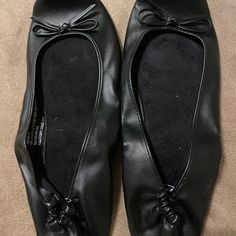 New Great Condition Ladies Size 7/8 Dr Schooll Spring Black Synthetic Ballet Flats, Black Synthetic Ballet Flats With Flat Heel, Black Synthetic Ballet Flats, Black Synthetic Round Toe Ballet Flats, Casual Black Ballet Flats For Fall, Grey Loafers, White Loafers, Leopard Loafers, Bit Loafers