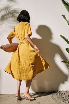 Linen Tied Knot Summer Dresses For Women Summer Vacation Dress With Half Sleeves, Summer Vacation Dresses With Half Sleeves, Half Sleeve Summer Vacation Dresses, Summer Long Sleeve Dress With Tie Waist, Long Sleeve Summer Dress With Tie Waist, Solid Color Half Sleeve Dress For Beach, Short Sleeve Midi Dress With Tie Waist For Summer, Casual Midi Dress With Tie Fastening For Vacation, Summer Linen V-neck Dress With Tie Waist