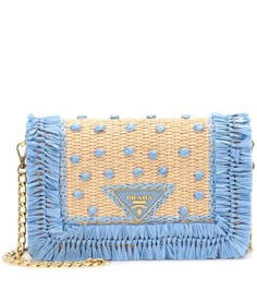 Shoulder Bag Prada, Preppy Accessories, Preppy Bags, Clutch Bag Wedding, Bag Prada, Handbags Luxury, Prima Marketing, Bridal Clutch, Woven Raffia