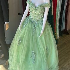 Brand New Sage, Colored Off The Shoulder, Quinceanera Dress. Elegant Spring Quinceanera Dresses, Green Dress For Debutante Ball In Spring, Elegant Green Quinceanera Dress, Green Spring Dress For Debutante Ball, Fitted Green Quinceanera Dress For Prom Season, Qencenera Dresses Sage Green, Elegant Green Quinceanera Dress For Evening, Fitted Green Tulle Quinceanera Dress, Sage Green Quinceanera Dresses Butterfly