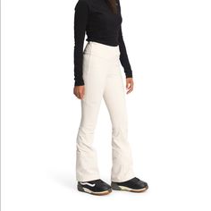 North Face Women’s Gardenia White Snow Yoga Pants New And Includes Tags Size 4 And Size 6 White 4-way Stretch Yoga Pants For Workout, White Snow Pants, North Face Snow Pants, Snow Yoga, Snoga Ski Pants, North Face Ski Pants, Ski Snow Pants, The North Face Pants, North Face Pants