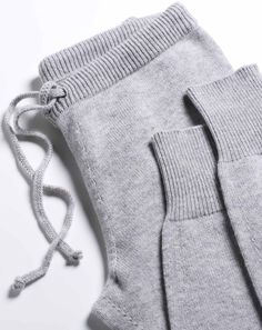 Women's' Cashmere Jogging Sweatpants | MaisonCashmere Casual Cashmere Bottoms With Ribbed Waistband, Casual Cashmere Trousers, Cashmere Bottoms With Elastic Waistband For Fall, Winter Cashmere Bottoms, Fall Bottoms With Ribbed Cuffs And Tapered Leg, Casual Cashmere Bottoms With Elastic Waistband, Wide Leg Bottoms With Ribbed Cuffs For Winter, Winter Full Length Bottoms With Drawstring, Winter Trousers With Drawstring