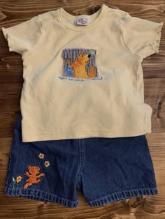 Early 2000s Baby Clothes, Vintage Boy Clothes, Thrifted Baby Clothes, 90s Baby Clothes, Aesthetic Baby Clothes, Baby Clothes Aesthetic, Office Jumpsuit, Pocket Office, Old Baby Clothes